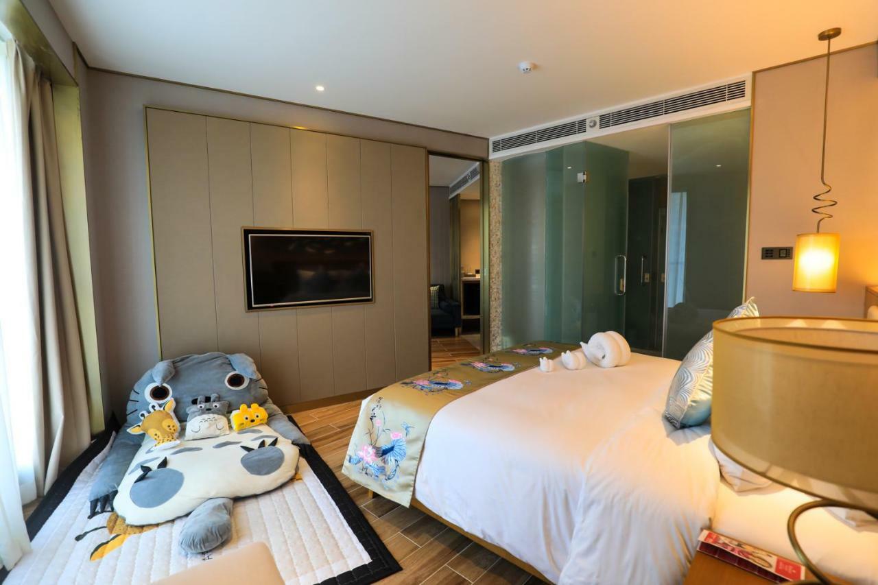 Ramada Plaza Fuxian Lake Chengjiang  Exterior foto